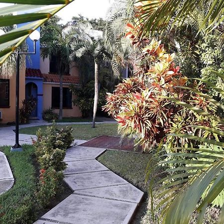 Cozy Townhouse In Great Location Cancún Exterior foto